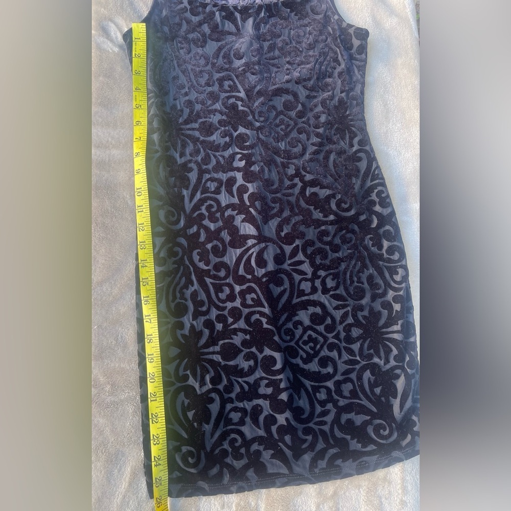 Aqua Black Patterned Midi Dress
Size M - Picture 7 of 9